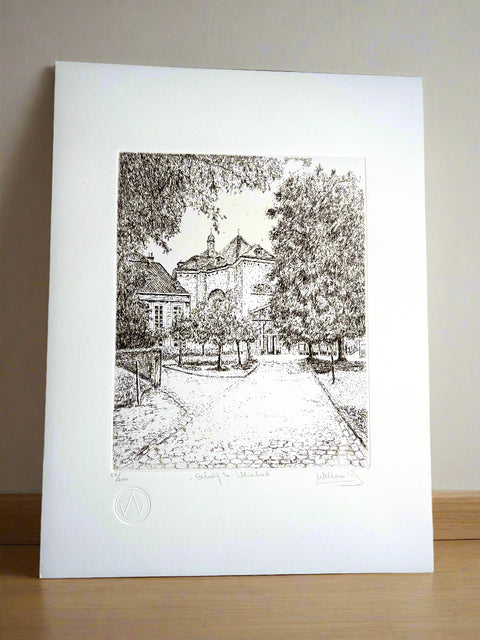 Limited-edition etching of Addij Van Vlierbeek in Leuven by Belgian artist André Wellens. Handmade using traditional acid etching on eco-friendly paper. A rare collector’s piece, individually signed and numbered, with no reprints available. Perfect gift for architecture and fine art lovers.