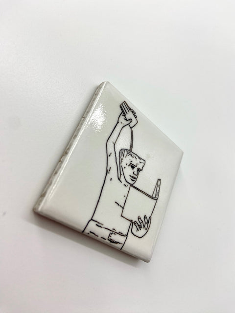 Ceramic fridge magnet featuring a detailed illustration of Leuven city symbol, Fonske.