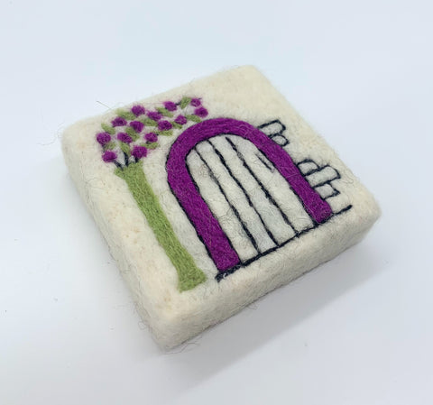 A natural soap encased in soft, felted wool, designed for gentle exfoliation and rich lather. The eco-friendly Felted Soap – Old Door offers a luxurious cleansing experience, leaving the skin soft and refreshed