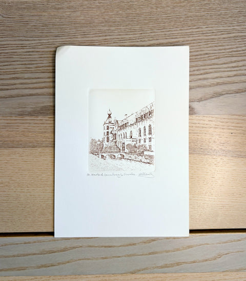 Limited-edition etching of Arenberg Castle in Leuven by Belgian artist André Wellens. Handmade using traditional acid etching on eco-friendly paper. A rare collector’s piece, individually signed and numbered, with no reprints available. Perfect gift for architecture and fine art lovers.